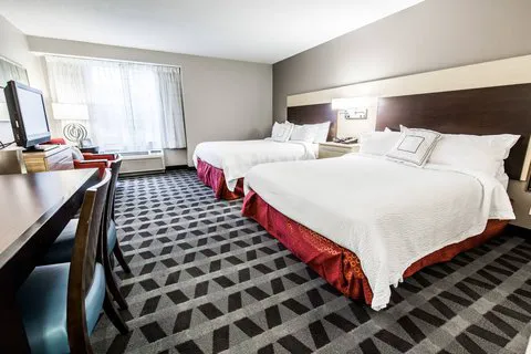 TownePlace Suites Laconia Gilford 4