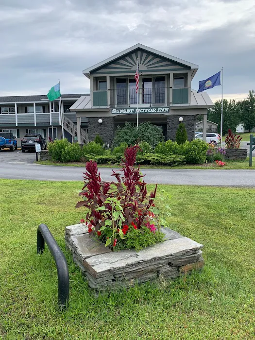 Sunset Motor Inn 5