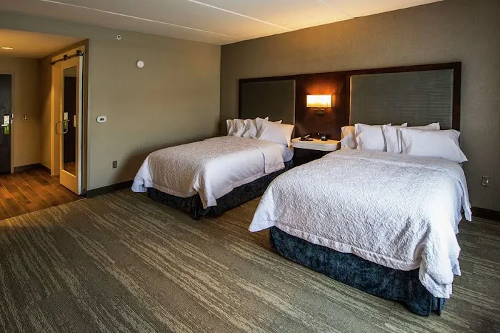 Hampton Inn & Suites Foxborough/Mansfield 4