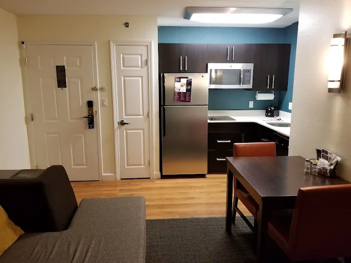 Residence Inn Boston Framingham 4