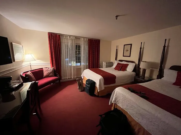 America's Cup Inn 4