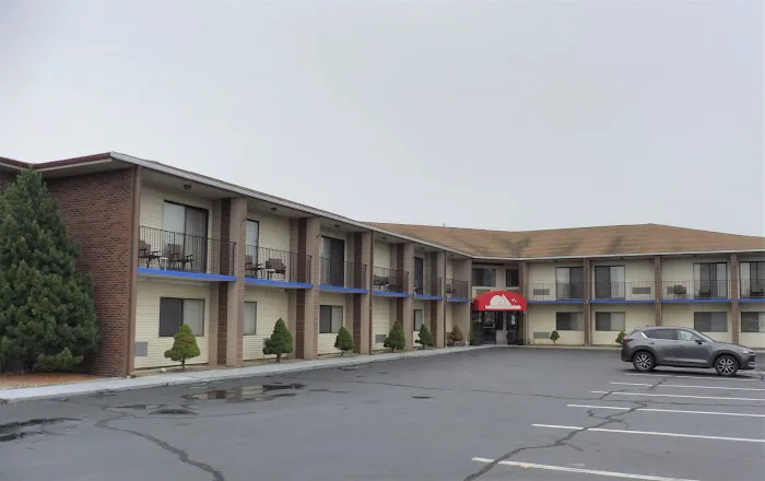 Red Roof Inn & Suites Newport – Middletown, RI 5