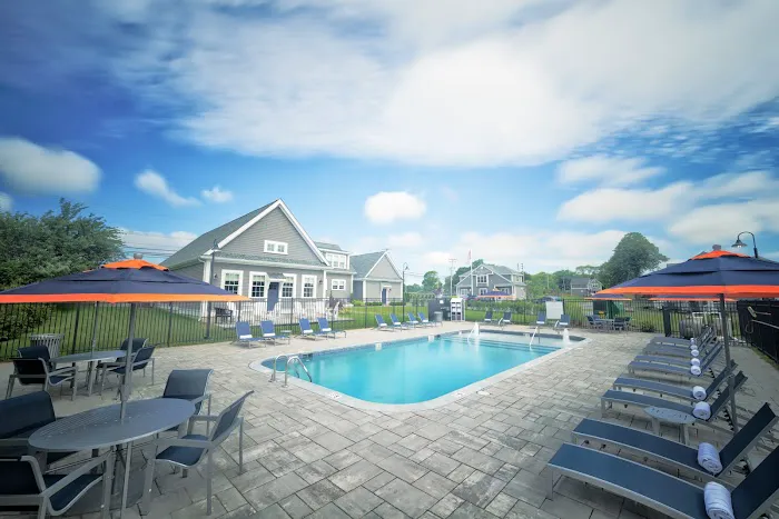 East Island Reserve Hotel 4