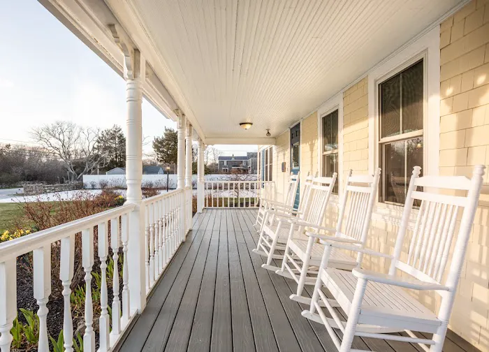 Admiral Dewey Inn 5
