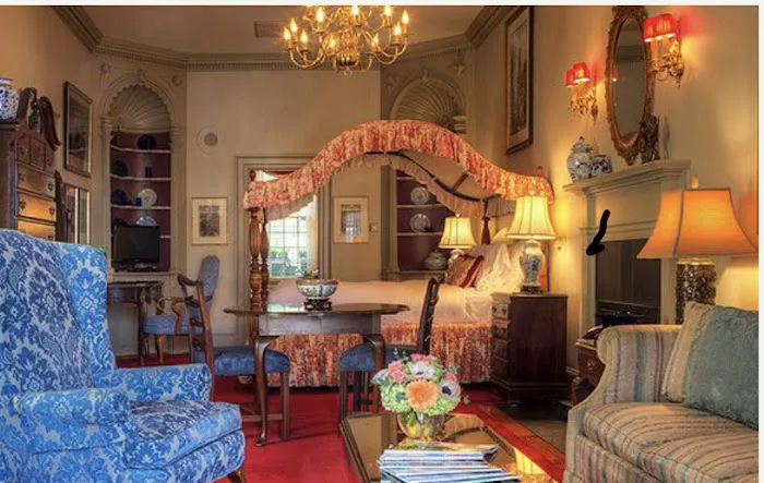 The Francis Malbone House 4
