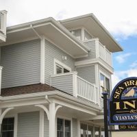 The Sea Breeze Inn ico