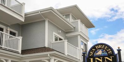 The Sea Breeze Inn