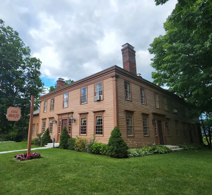 1811 House 5