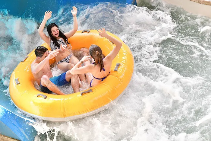 Great Wolf Lodge Water Park | New England 4