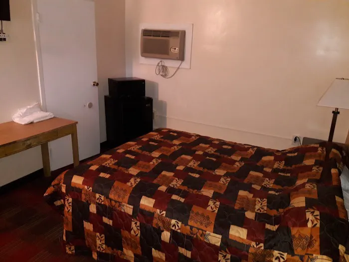 Leominster Motor Inn 4