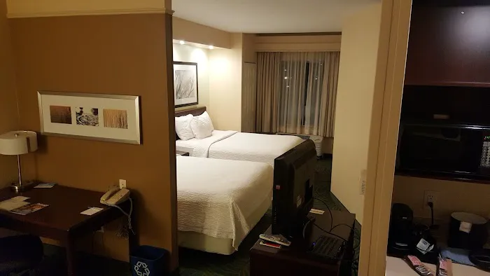 SpringHill Suites Devens Common Center 5