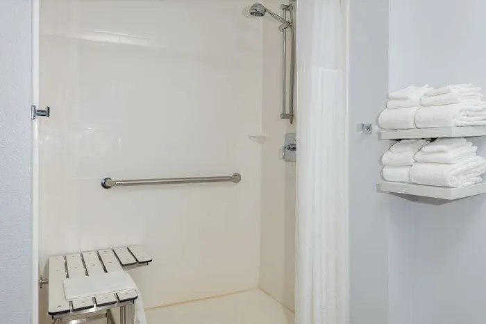 Hampton Inn Concord/Bow 4