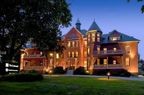 The Centennial Hotel 4
