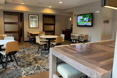 Residence Inn Concord 4