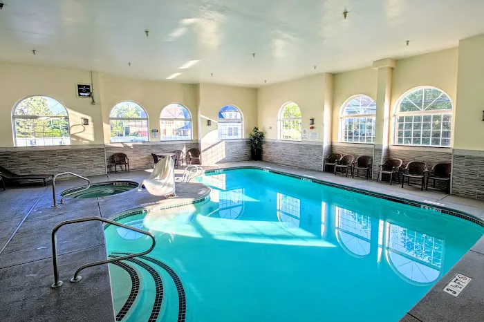 Best Western Concord Inn & Suites 4
