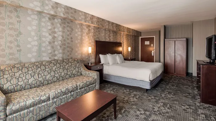 Best Western Concord Inn & Suites 4