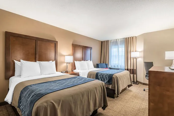 Comfort Inn 4