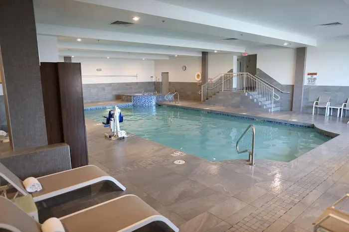 Holiday Inn Concord Downtown, an IHG Hotel 4