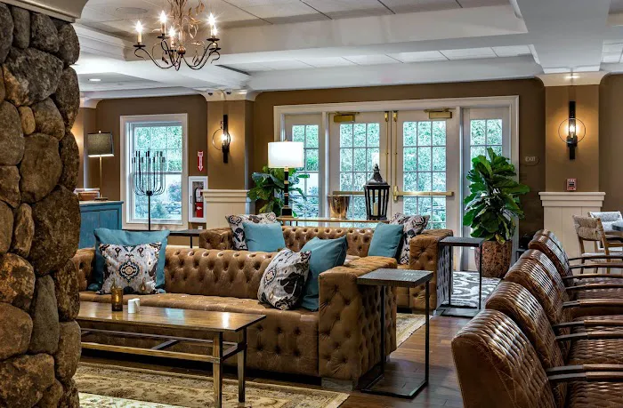 The Grand at the Bedford Village Inn 4
