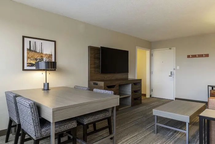 Hampton Inn Manchester Downtown 5