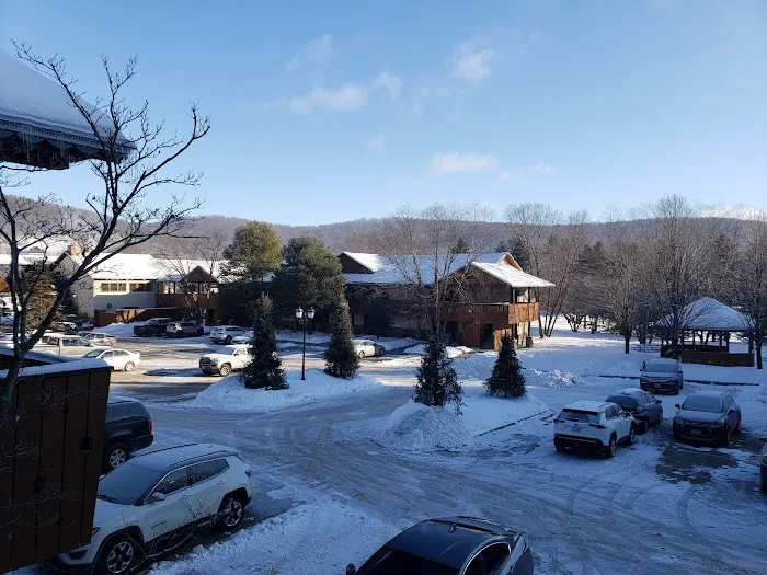 The Inn at Holiday Valley 4