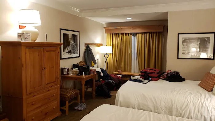 The Inn at Holiday Valley 4