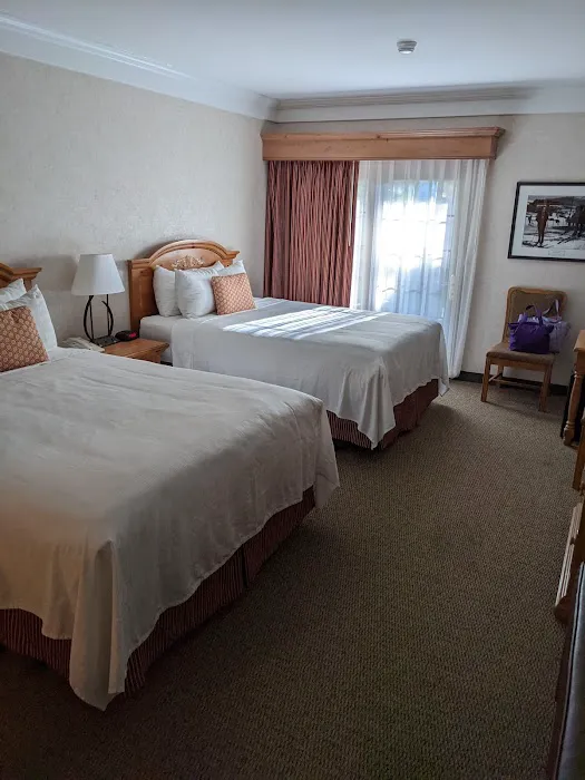 The Inn at Holiday Valley 4
