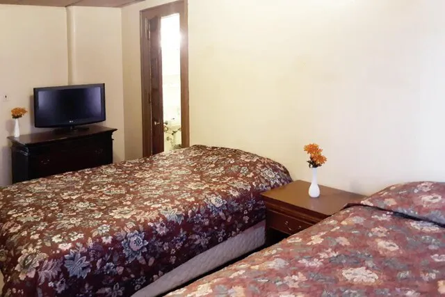 OYO Hotel Bradford Main St PA 4