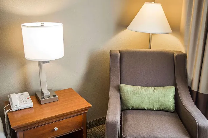 Quality Inn & Suites 4