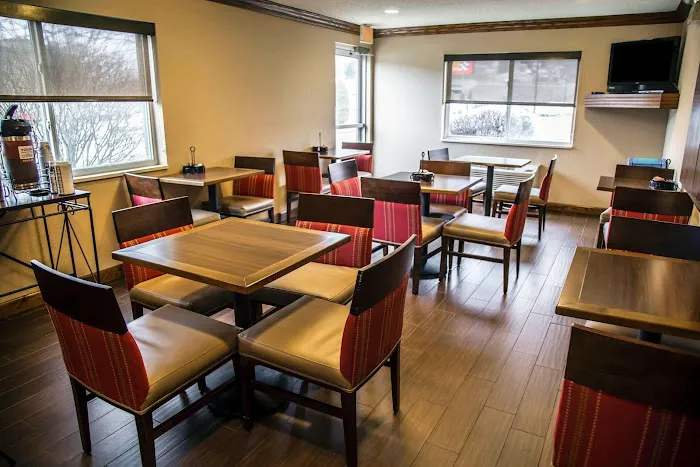 Quality Inn & Suites 4