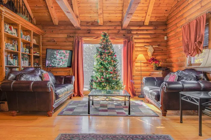 Ellicottville Ski Chalet 3