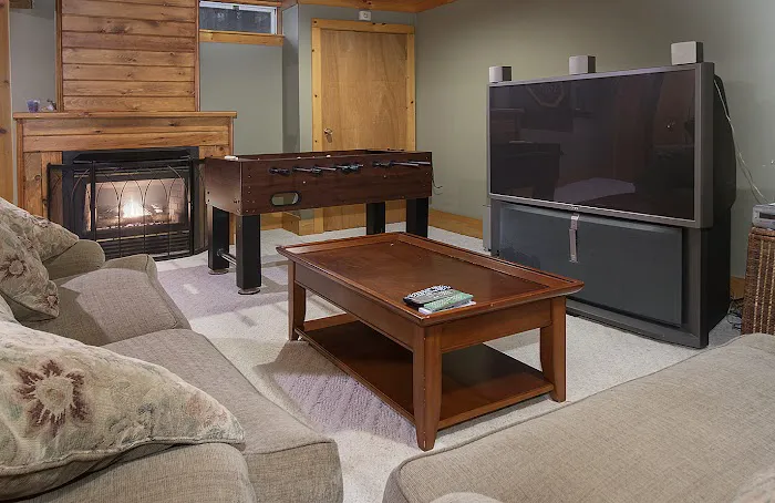Ellicottville Ski Chalet 3
