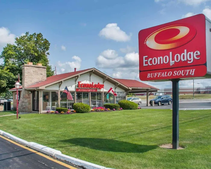 Econo Lodge Buffalo South 4