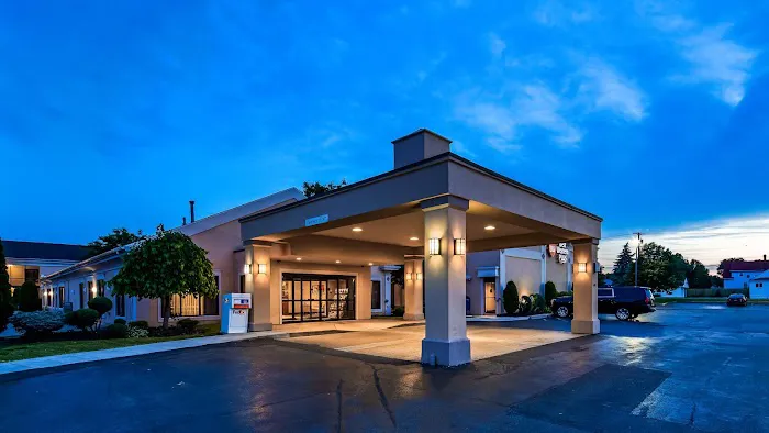 Best Western Galleria Inn & Suites 4