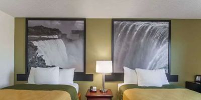 Super 8 by Wyndham Hamburg