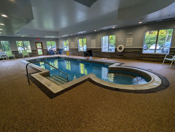 Holiday Inn Express & Suites Hamburg 4