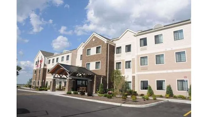 Hawthorn Suites by Wyndham Williamsville Buffalo Airport 4