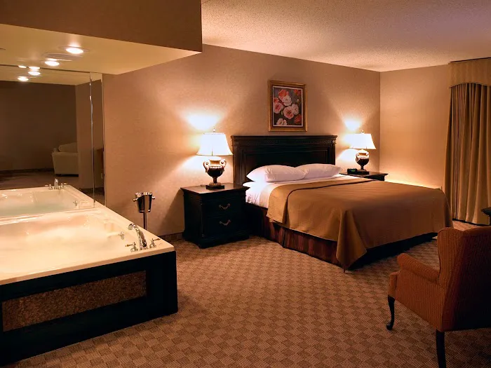 Salvatore’s Grand Hotel 4