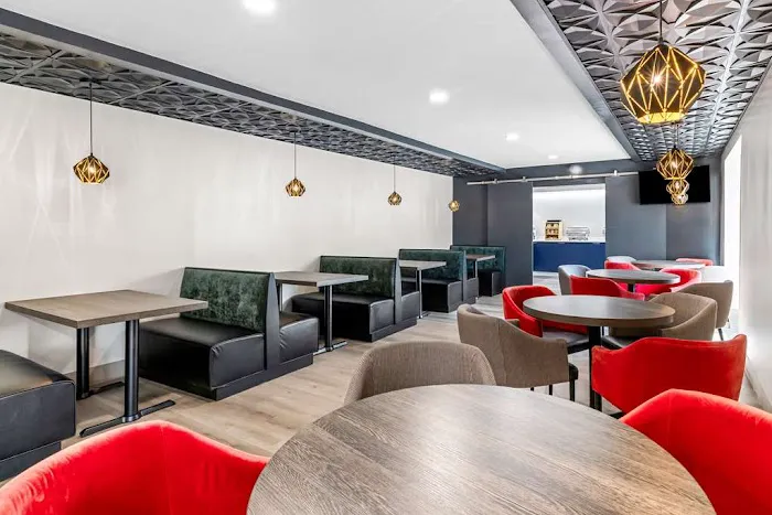 Best Western Buffalo Inn & Suites 4