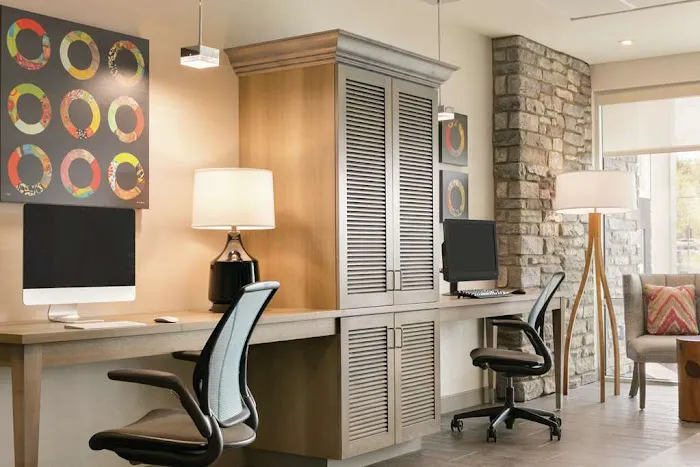 Home2 Suites by Hilton Williamsville Buffalo Airport 4
