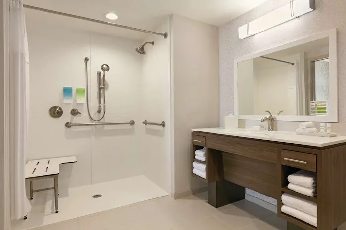 Home2 Suites by Hilton Williamsville Buffalo Airport 4