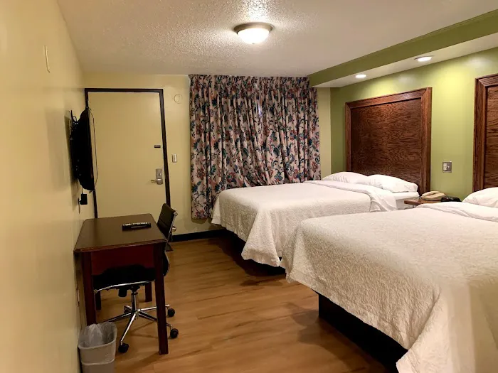 Hospitality Inn - Buffalo Airport 5