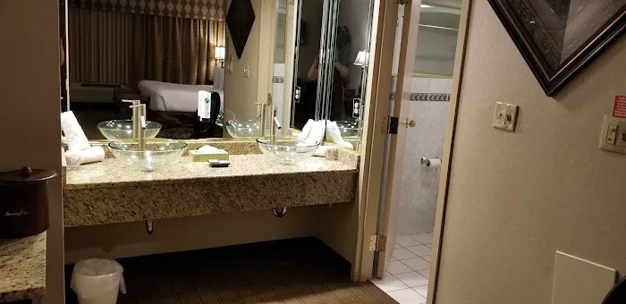 Salvatore's Garden Place Hotel 5