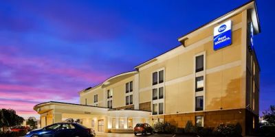 The Inn At Buffalo Airport