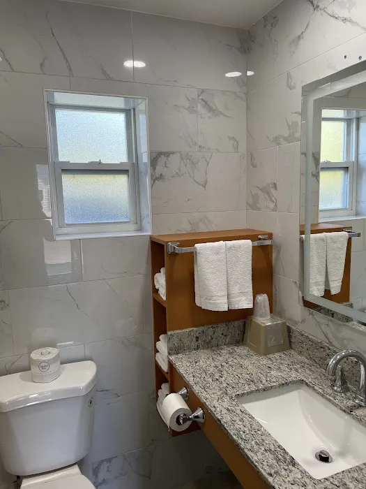 The Springwater Inn 4