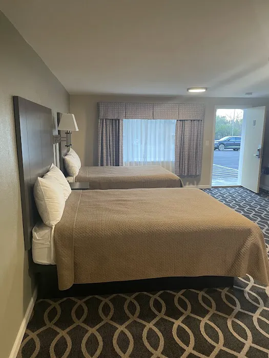 The Springwater Inn 4