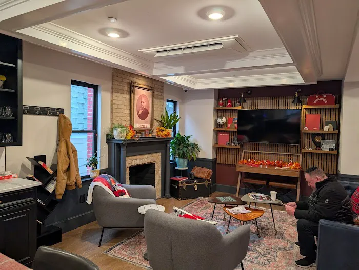 The Dorm Hotel 4