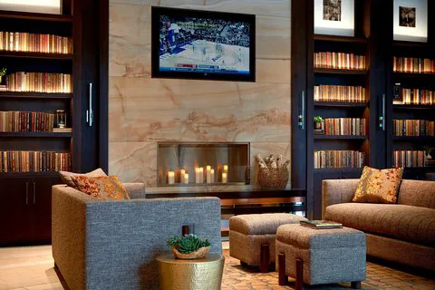 Ithaca Marriott Downtown on the Commons 5