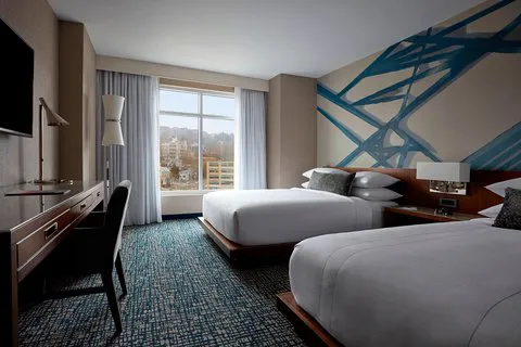 Ithaca Marriott Downtown on the Commons 5