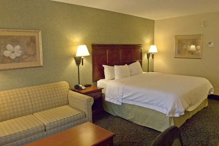 Hampton Inn Ithaca 4